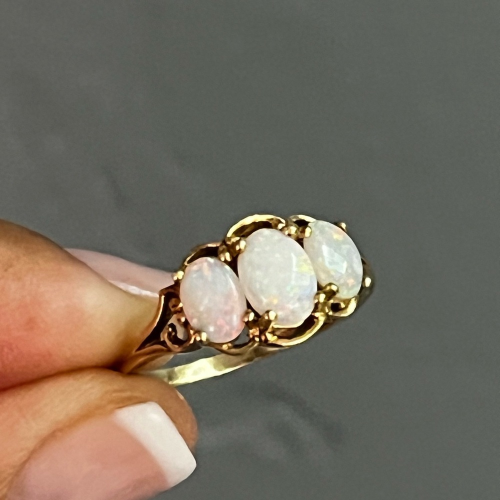 Elegant 14K Yellow Gold Triple Opal Ring - Picture 2 of 16